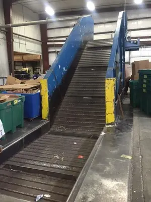 Mayfran Steel Belt Infeed Conveyor