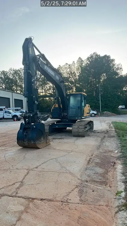 Used 2025 HYUNDAI HX210AL Crawler Excavators Georgia US | National Equipment Dealers #1422287