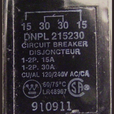 Cutler Hammer 2 Pole 30A With Two 1 Pole 15A Push-in Breaker
