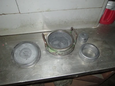 Angstrom Grinding Puck, ring and grinding chamber.