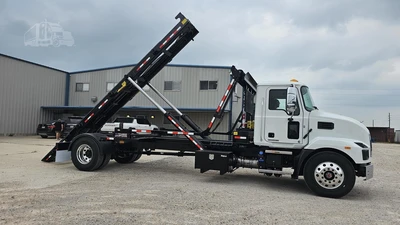 New | in-Stock 2027 MACK MD7 Rolloff Trucks Texas US | Roll Off Truck World #1491899