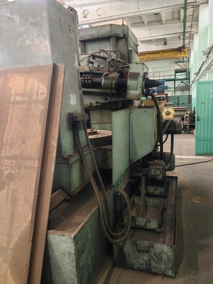 KOMSOMOLETZ Gear Hobber, in good used condition, POA