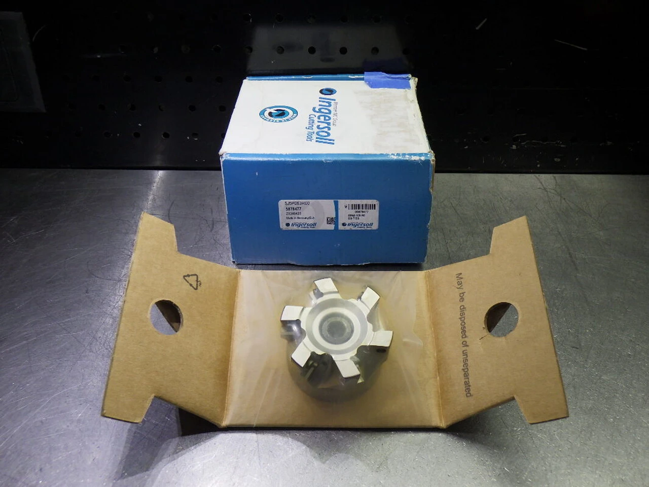 Ingersoll 63mm Coolant Thru Facemill 22mm Arbor 5J5P063R00 (LOC2537)