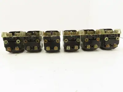 Allen Bradley 800T-PT16 White Illuminated Push Button Switch 30mm Lot of 6