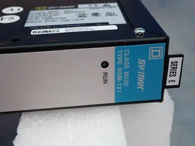 NEW SQUARE D 8030ROM121