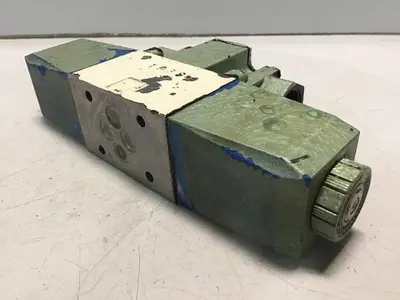 USED VICKERS DG4V36CMP7H750JA100