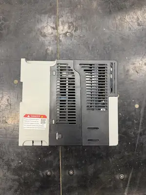 Used ALLEN-BRADLEY 25B-E1P7N104 Variable Speed Drives Quebec CA | Carter-Wilson Equipment Services #1486537