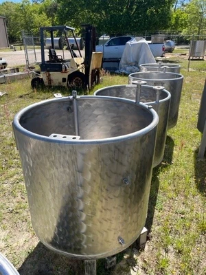 125 Gallon 304 Stanless Steel , Open Top Tank Dish Bottom Center Drain CIP ring