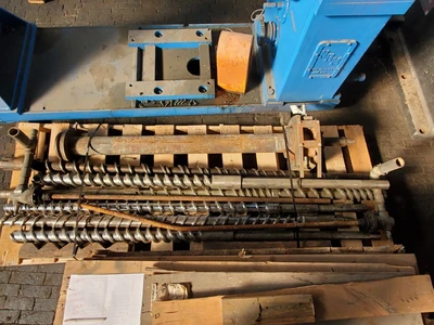 Screw for NRM Silicone Extruder