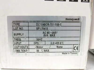 NEW HONEYWELL DC1040CR-701-000-E TEMPERATURE CONTROL DC1040CR701000E DC1040CR