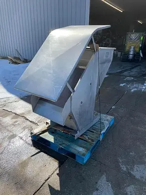 USED LYCO MANUFACTURING, INC. 24" WIDE SCREEN