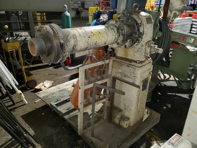 Royle 2" Rubber Extruder