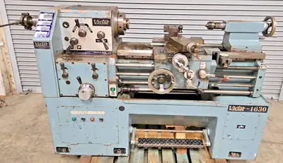 VICTOR Maximat Super 11 Metalworking Lathes | Amiron Machinery (3)