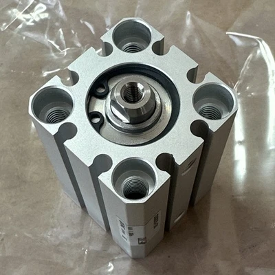 NEW SMC CDQSB20-25D