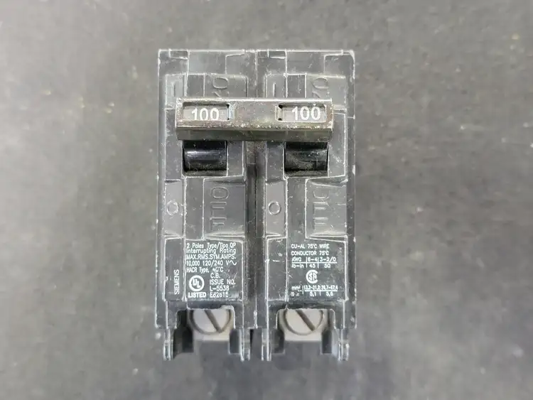 Used SIEMENS Q2100 Switchgears British Columbia CA | Lenmark #243619