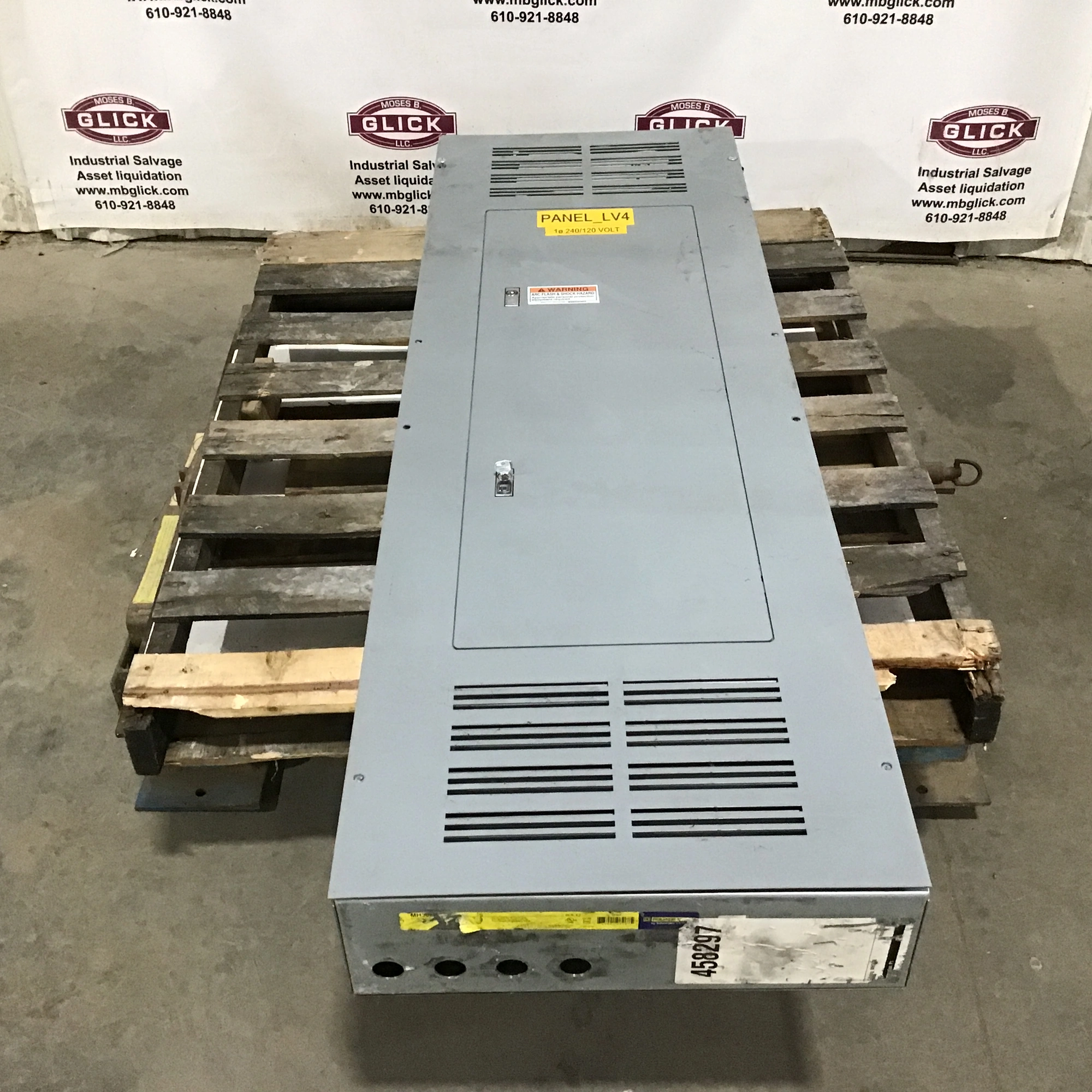 Square D QON42MS400 Panelboard 400A 240VAC Max 3Wire