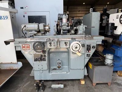 1977 BROWN & SHARPE 1020U Universal Cylindrical Grinders | GMT (20)