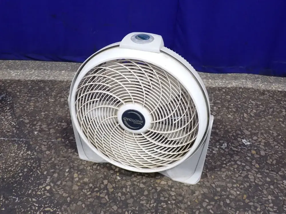 USED LASKO CYCLONE