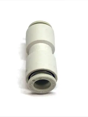USED SMC STRAIGHT UNION 8MM TUBE - ONE-TOUCH PNEUMATIC FITTING LOT OF 2