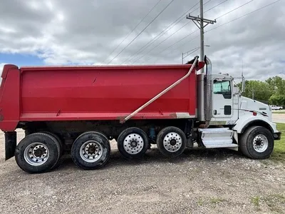 USED 2008 KENWORTH T800