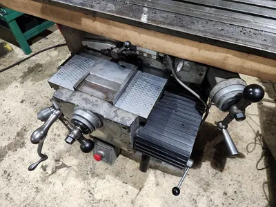 Bridgeport Series II - 11" x 58"
