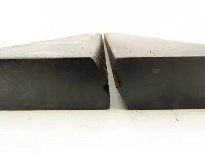 Press Brake Die 25-7/8" Long 1/2" Tang 31/32" Wide 100° Angle 1/4" Wide Set