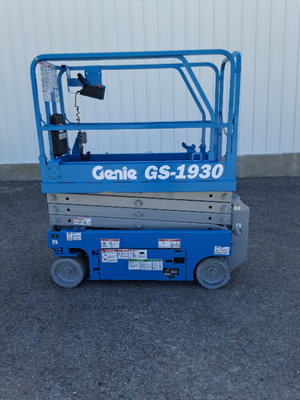 USED 2017 Genie GS-1930