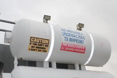 Used 2014 PETERBILT 367 Tanker trucks Texas US | Roll Off Truck World #1491937