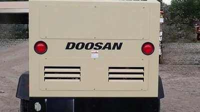 USED 2025 Doosan P425/HP375
