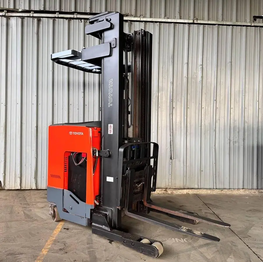USED 2016 TOYOTA 9BRU18