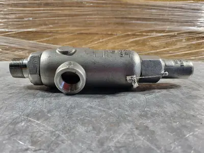 Used 2013 FARRIS 27CA33-M20/S4 Valves/Fittings British Columbia CA | Lenmark #256705