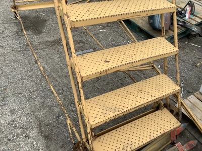 Used _UNKNOWN_ _UNKNOWN_ Ladders Michigan US | Miedema Asset Management Group #1313207