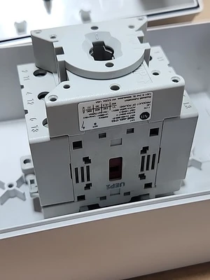 NEW Allen-Bradley 194E-Y63-1753-6N