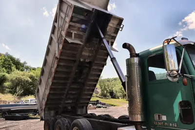 Used 2000 FREIGHTLINER FLD112 Dump trucks Pennsylvania US | Proxy Equipment #1378318