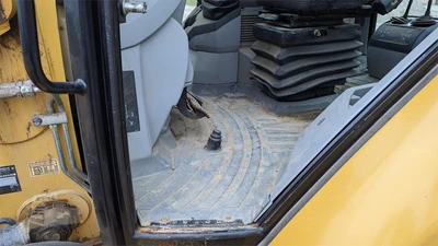 USED 2014 CATERPILLAR 416F