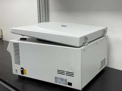Used Eppendorf 022627110 Centrifuges Missouri US | BioLabTek #1325584