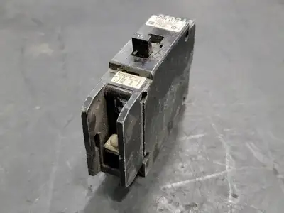 USED EATON CUTLER-HAMMER GBH1015