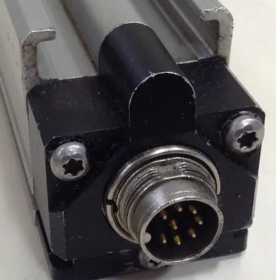 USED BALLUFF BTL2-E10-0381-F-S32