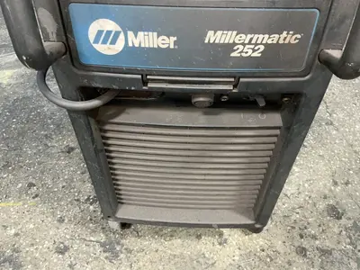 Used MILLER MILLERMATIC 252 Mig Welders Ohio US | HGR 24 #1521251