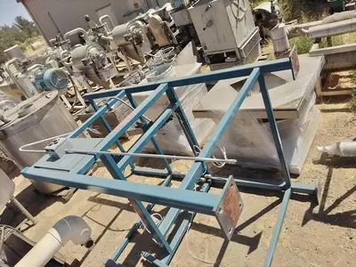 Used 2021 FLEXICON CORPORATION BFH-C-X BULK-OUT SYSTEM WITH FLEXIBLE SCREW CONVEYOR Screw Conveyors California US | Machinery & Equipment #916704