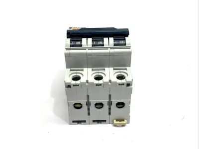 Used Merlin Gerin C60N 3P/24351 Circuit Breakers Michigan US | Maverick Industrial Sales #1398756