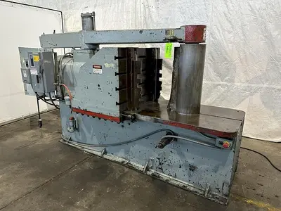 USED 1975 BULLDOZER TYPE 300 TON