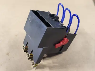 Disconnect Switch with 15 Amp Fuse LPJ-12SP