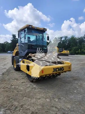 USED 2022 XCMG CV83PDU