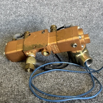 Used Versa VPG-4322-UG-21 Solenoid Valves California US | Davliegogo LLC #1707429