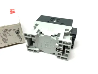 1SBL137201R1300,AF09-40-00-13 | ABB 1SBL137201R1300 4-Pole IEC Contactor 100-250V 50/60Hz AF09-40-00-13 - New – Open Box