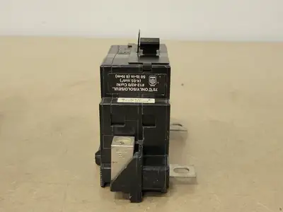 USED SQUARE D QO230