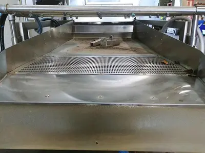 AAM Berry Blower Cleaner