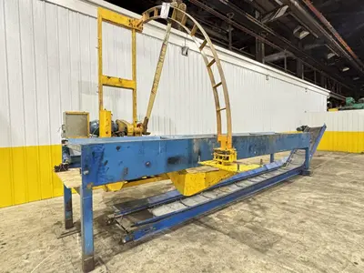15 HP L&M EQUIPMENT MODEL #HMPC-7-24 CROSS CUT BUNDLE TRAVELING ARCH WOOD BUNDLE SAW WITH CONVEYOR: STOCK #22922