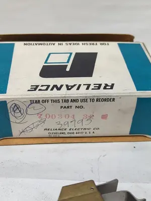 New | in-Stock RELIANCE ELECTRIC 700304 3R Industrial Controls Ohio US | Surplus Asset Holdings #1235384